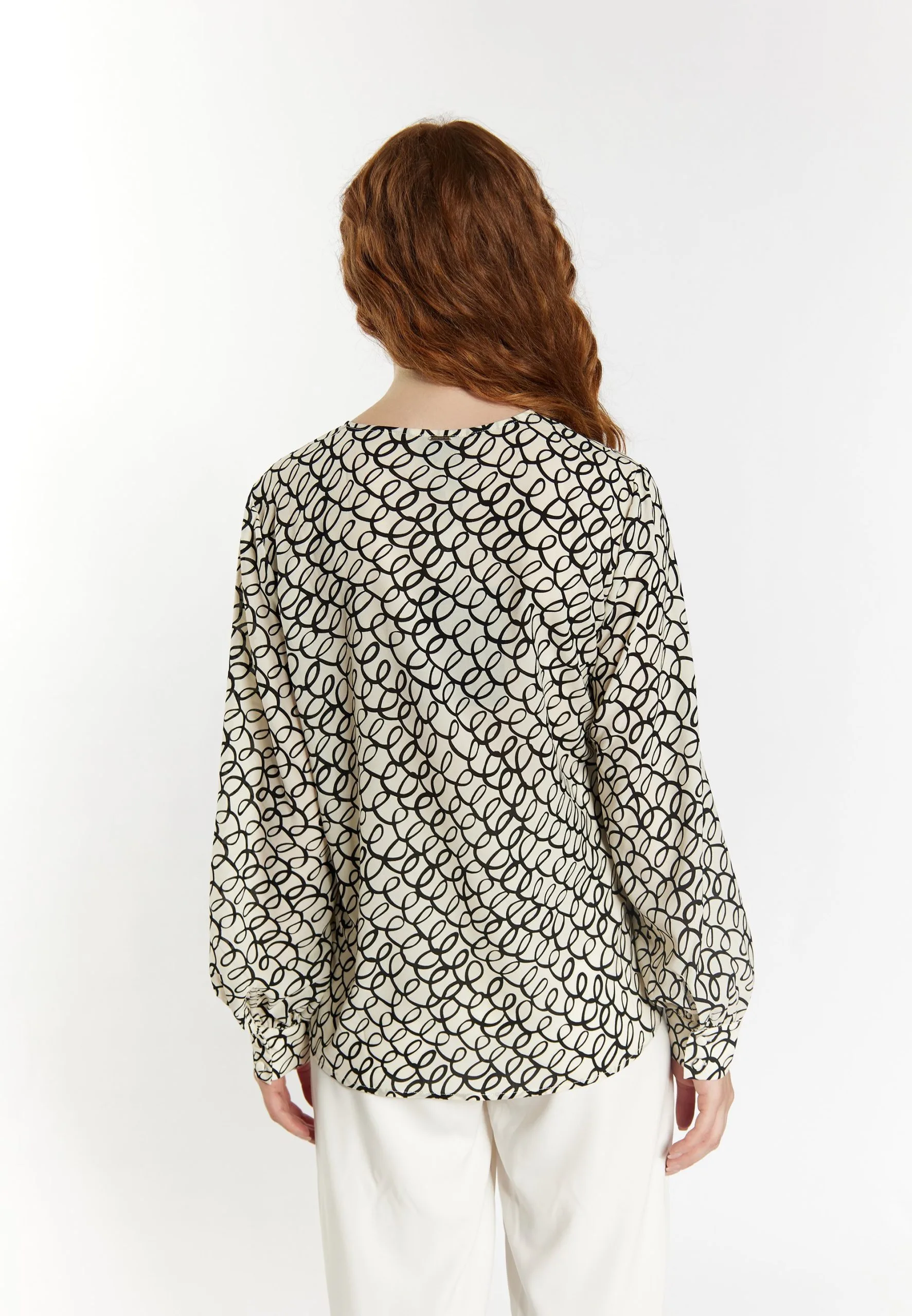 Dreimaster Langarm AcalmarCamicettaWollweiss Schwarz Donna Camicie E Bluse 4DR21E0AK-A11 5 Dreimaster Langarm AcalmarCamicettaWollweiss Schwarz Donna Camicie E Bluse 4DR21E0AK-A11 - immagine 3