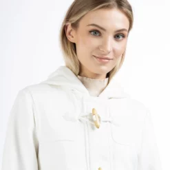 Dreimaster Trench - Wollweiss -Dreimaster 45bf01214ba74271ada04b04469f9628 scaled