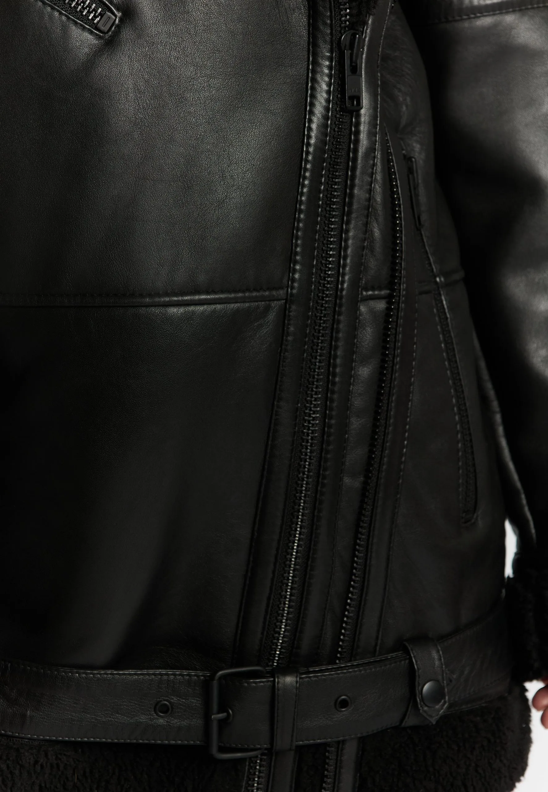 Dreimaster Im Biker Stil Imane - Giacca Di Pelle - Schwarz 7 Dreimaster Im Biker Stil Imane - Giacca Di Pelle - Schwarz - immagine 5