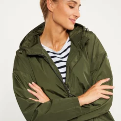 Dreimaster ÜbergangsRecyceltes Material BridgeportParkaMilitäroliv Donna Cappotti 4DR21U0LM-N11 -Dreimaster e548aeffff814c2e8f442c2d598c7c1d scaled